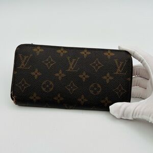 Louis Vuitton Monogram Canvas Brown Wallet